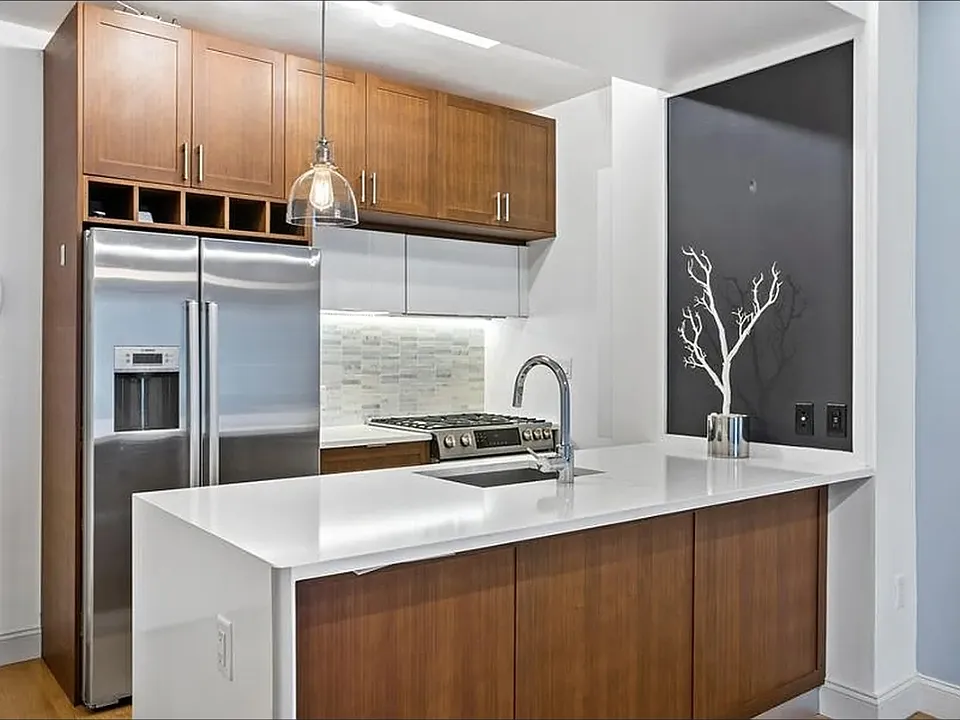 42 Maspeth Ave #2G