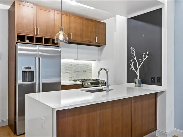42 Maspeth Avenue image 1 of 19