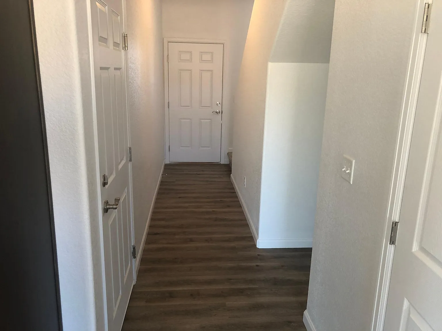 231 E Beshoar Dr — Photo 2