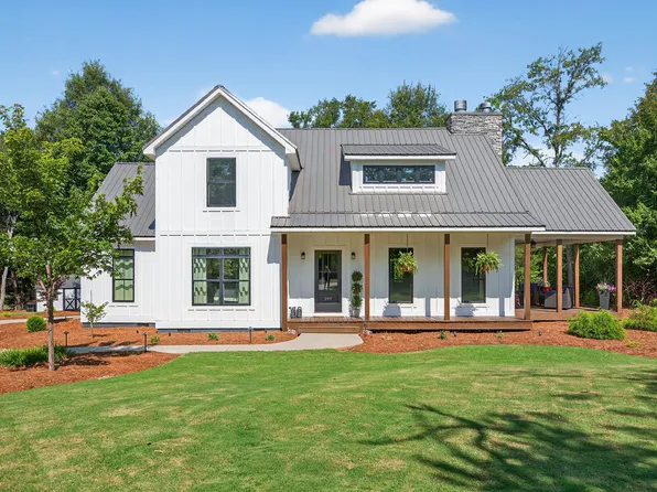 299 Scott Ln, Pelzer, SC 29669