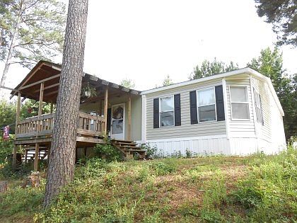 2nd image of 370 Columbia Road 82 W