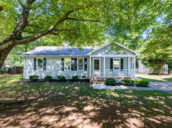 49 Charterhouse Ave, Piedmont, SC 29673