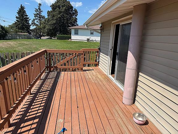 4th image of 101 Fairview Dr