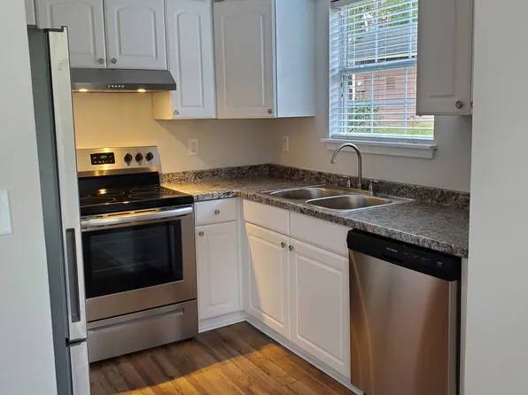 128 Luden Dr APT B, Summerville, SC 29483