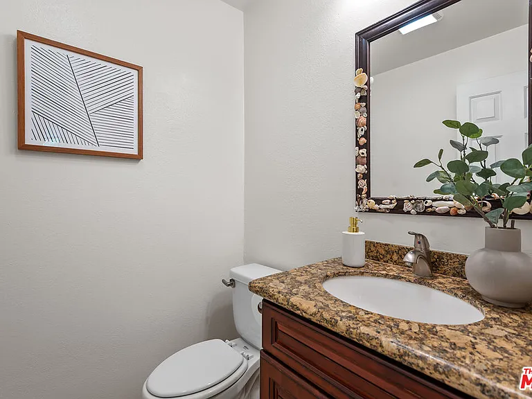 7301 Vista Del Mar Ave #A110 — Photo 26