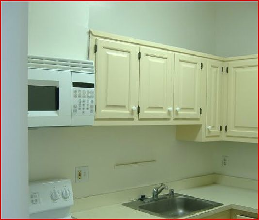2nd image of 1518 Park Ave APT 102S