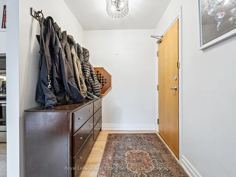 459 Kerr St #106 — Photo 23