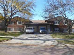 4313 S Locust Dr, Sioux Falls, SD 57105