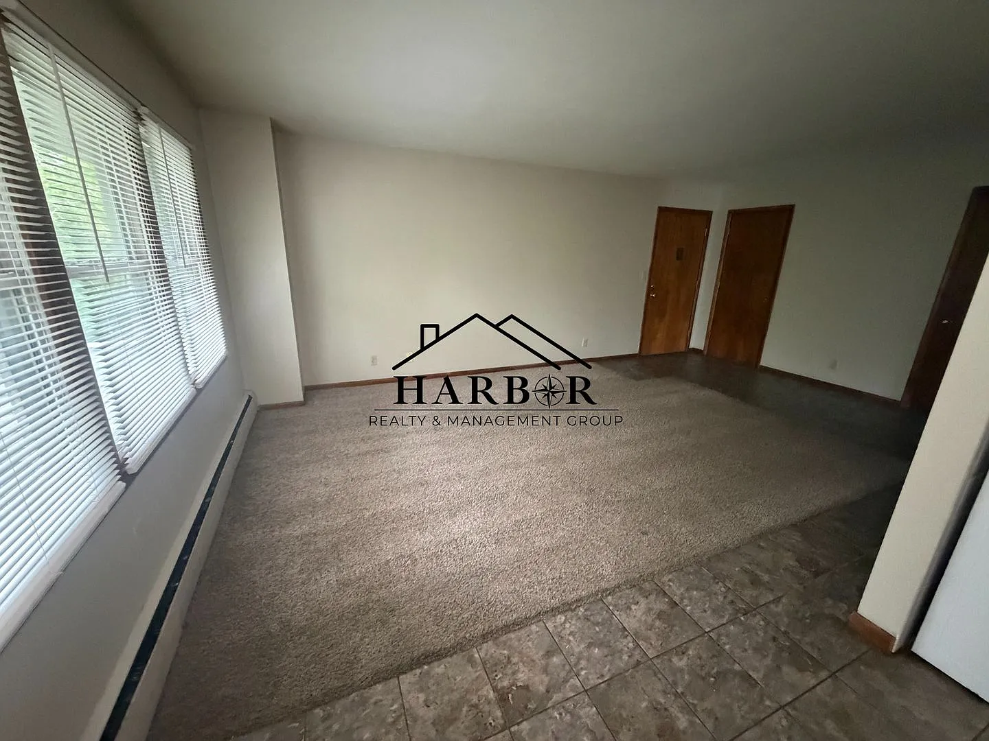 Fair Oaks Apartments — Photo 4