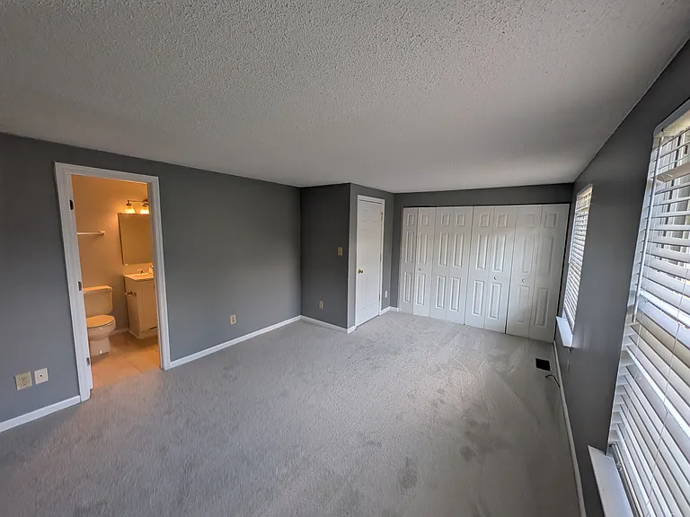 5520 Bringle Ct — Photo 7