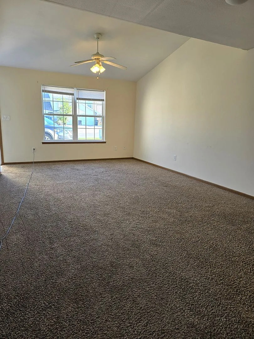 Building Photo - 5713-5715 Canaveral Dr