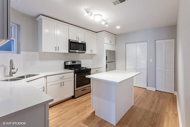 1st image of 3421 W Armitage Ave #2F