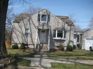 43 N Linden Pl, Dover, NJ 07801