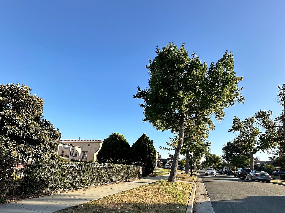 2nd image of 1604 1/2 S 9th St
