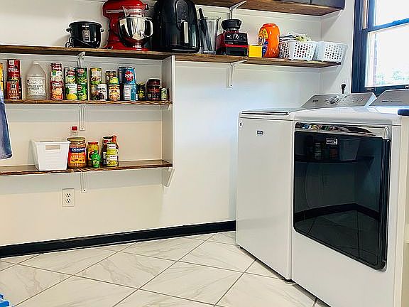 Laundry/Pantry