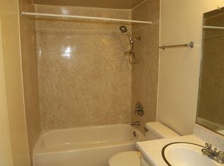 220 Oswego Ave APT 2, Huntington Beach, CA 92648