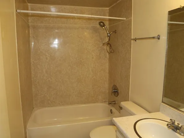 220 Oswego Ave APT 2, Huntington Beach, CA 92648