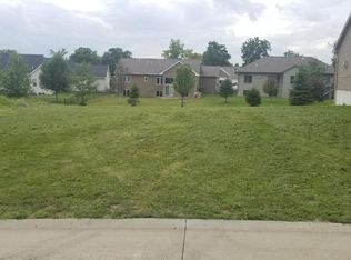 2912 Terrapin Dr, Hiawatha, IA 52233