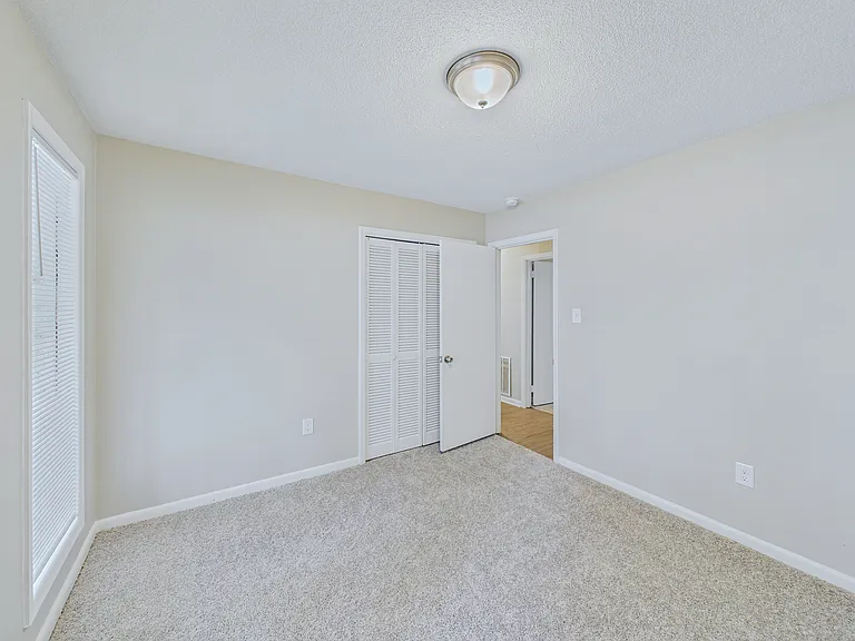 8210 Park Ave-27_06292026