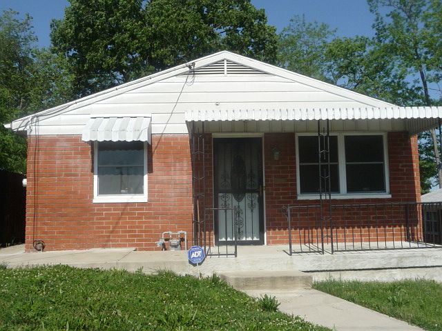 1st image of 1227 Considine Ave