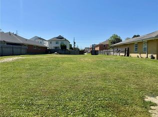 6614 Avenue B, New Orleans, LA 70124