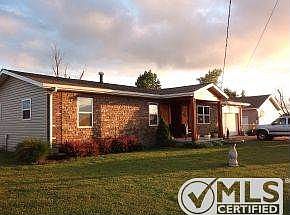 4202 E 25th