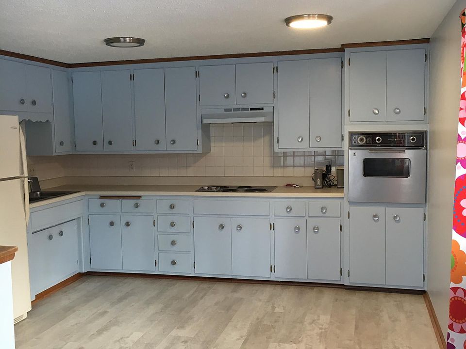 1st image of 2317 Valentine Ave