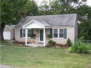 10500 Eastview Ave, Jeffersontown, KY 40299