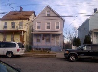 586 Elizabeth St, Perth Amboy, NJ 08861