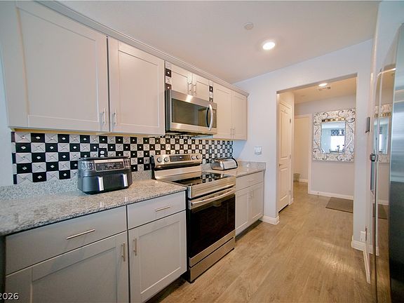 5th image of 12262 Azure Gate Rd #3