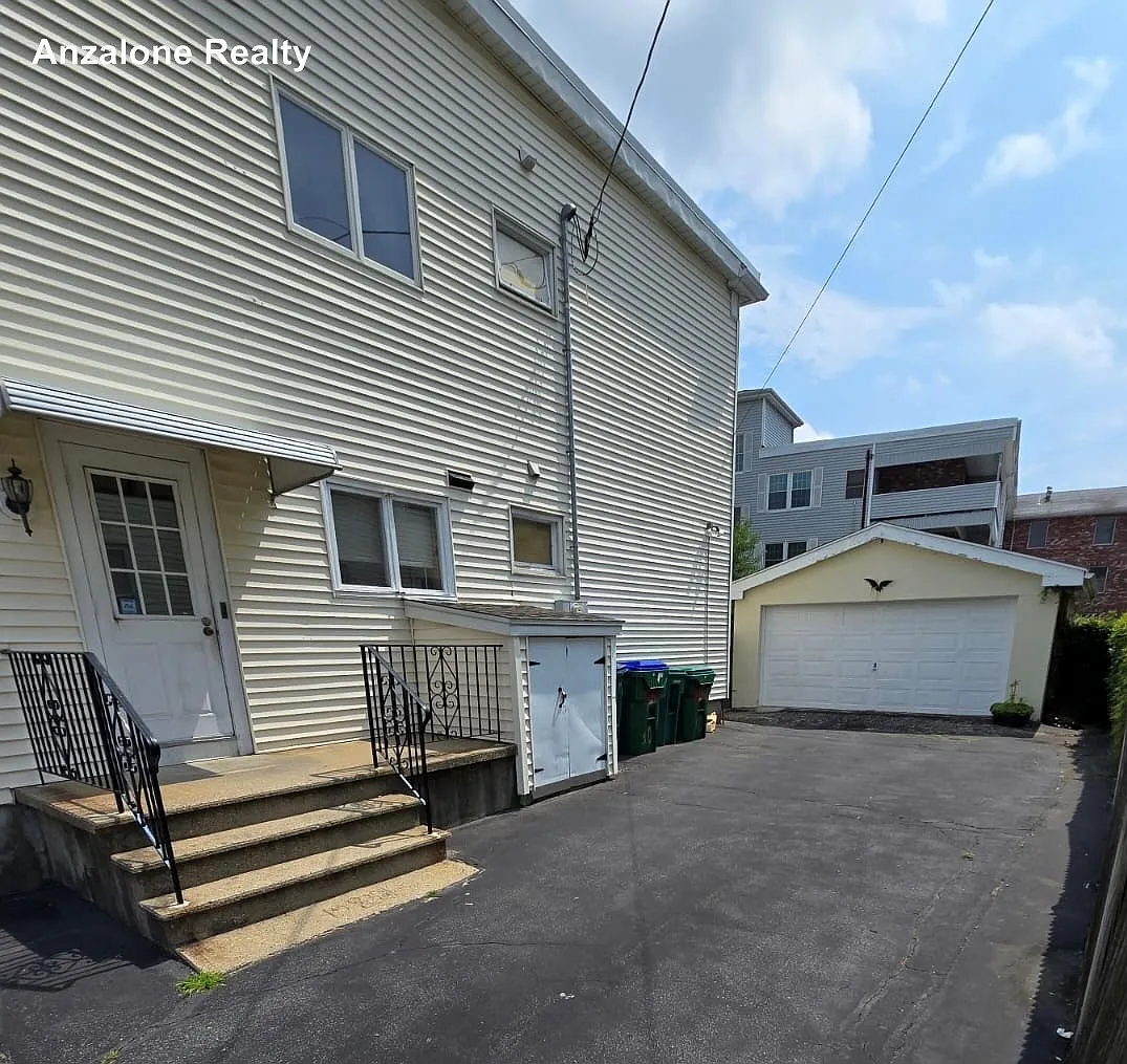 30 South St — Photo 3