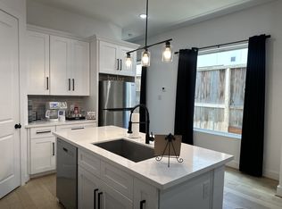 1711 Ruth St, Houston, TX 77004