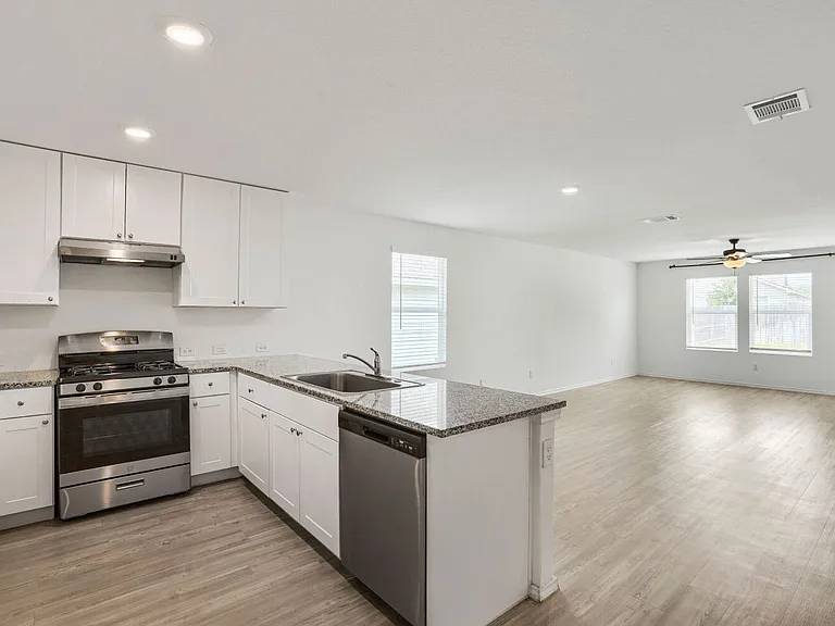 9955 Flax Mill Dr — Photo 5
