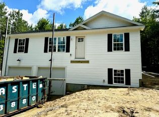 8 Bolsters Mills Rd, Harrison, ME 04040