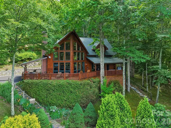 157 Kanusati Trl, Maggie Valley, NC 28751