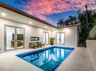 2330 Lake Avenue, West Palm Beach, FL 33401