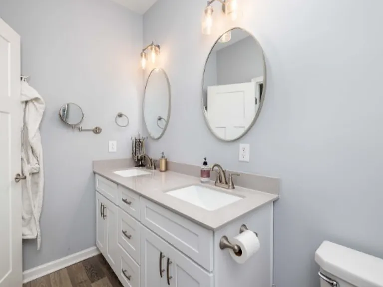 1239 Oxford Village Cir — Photo 13