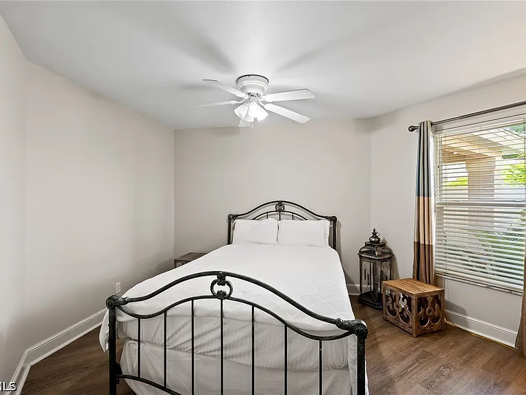1250 Silverstrand Dr — Photo 27