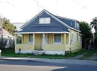 1st image of 423 Bozarth Ave
