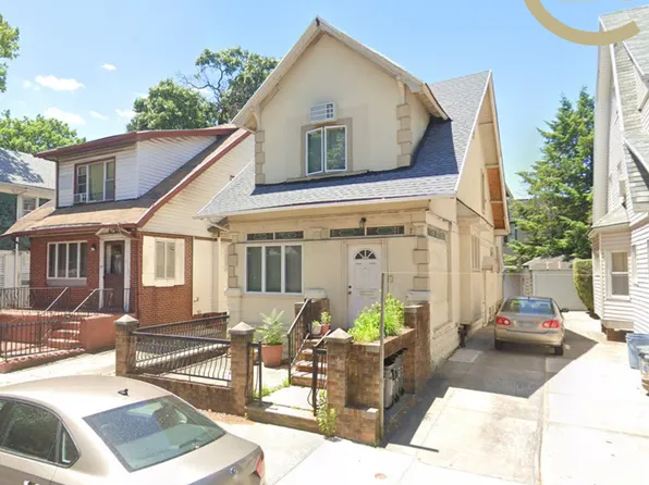 936 East 12th Street image 1 of 1