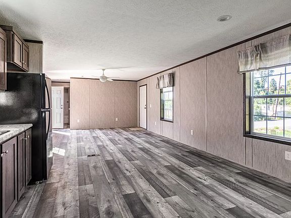3rd image of 14 Cheryl Ln #A