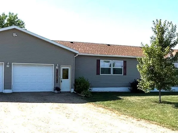 665 5th Ave NE, Melrose, MN 56352