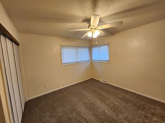 5th image of 2536 Howard Ave