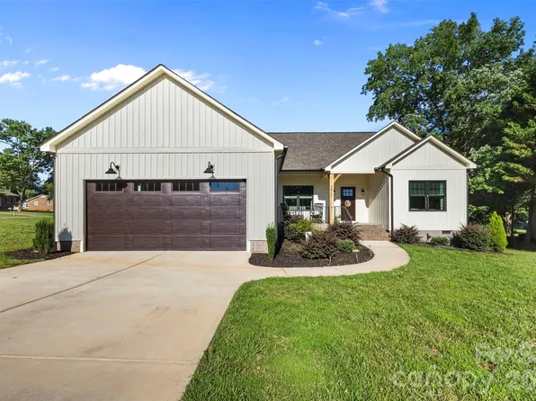 2616 Teague St, Lincolnton, NC 28092