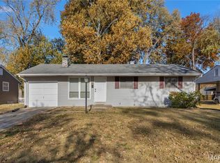 735 Crowder Dr, Florissant, MO 63031