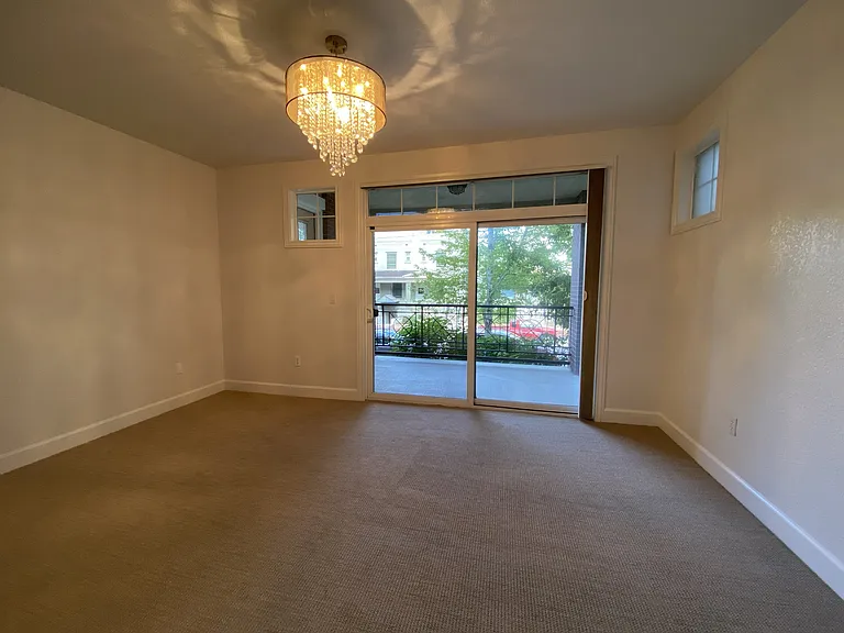 1735 N Ogden St #101 — Photo 21