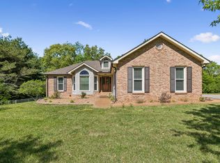 107 Keri Dr, Pleasant View, TN 37146
