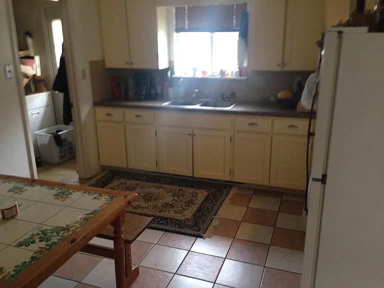 527 N Bryan Ave #1 — Photo 8