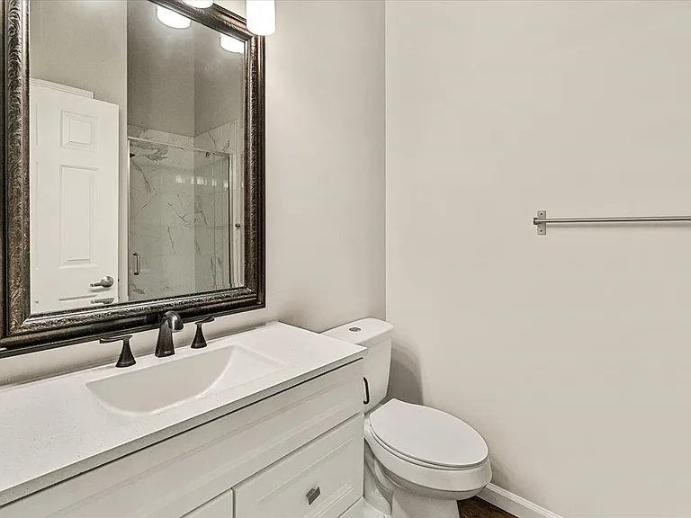 2400 Dominion Dr #3E — Photo 20