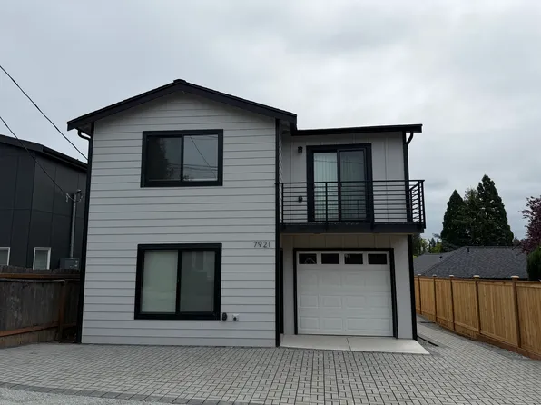 7921 32nd Ave SW, Seattle, WA 98126